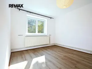 Prodej bytu 3+1, Plzeň, Družstevní, 64 m2