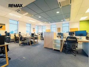 Pronájem obchodního prostoru, Kolín, Sladkovského, 540 m2