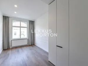 Pronájem bytu 2+kk, Praha - Vinohrady, náměstí Jiřího z Poděbrad, 56 m2
