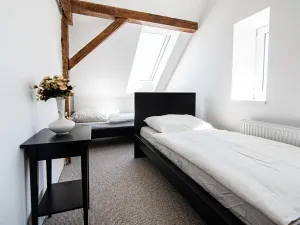 Prodej ubytování, Břežany I, 400 m2