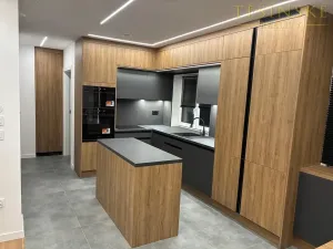 Prodej bytu 4+kk, Český Těšín, náměstí ČSA, 80 m2