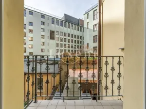 Prodej bytu 2+kk, Praha - Staré Město, Kaprova, 84 m2