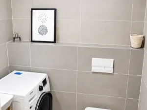 Pronájem bytu 1+kk, Praha - Smíchov, Plzeňská, 20 m2
