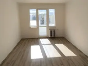 Pronájem bytu 2+1, Cheb, Jungmannova, 56 m2