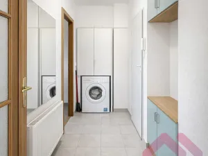 Prodej bytu 2+kk, Praha - Holešovice, U staré plynárny, 43 m2