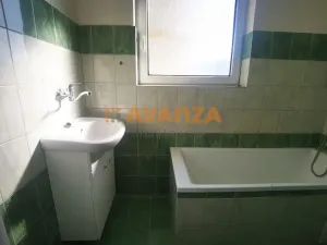Prodej komerční nemovitosti, Děčín, 1000 m2