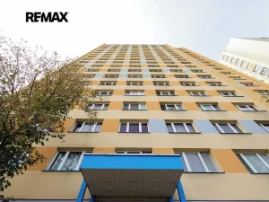 Prodej bytu 1+kk, Praha - Háje, Hlavatého, 27 m2