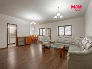 Prodej rodinného domu, Neustupov, 450 m2