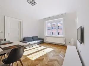 Pronájem bytu 3+kk, Praha - Holešovice, Tusarova, 95 m2