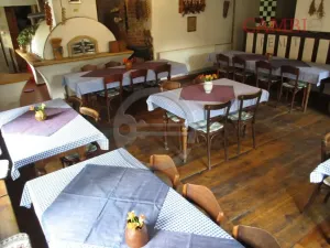 Pronájem restaurace, Cheb, náměstí Krále Jiřího z Poděbrad, 130 m2