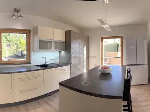 Prodej rodinného domu, Čebín, 158 m2