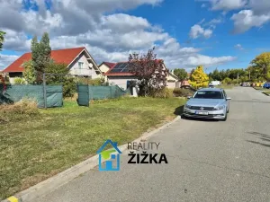 Prodej pozemku pro bydlení, Rousínov, Trávníky, 2167 m2