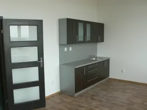 Pronájem bytu 1+kk, Čáslav - Čáslav-Nové Město, Husova, 39 m2