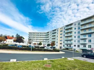 Prodej bytu 2+kk, Karlovy Vary, Chebská, 64 m2