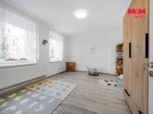 Prodej bytu 3+1, Dalovice - Všeborovice, Dolní, 76 m2