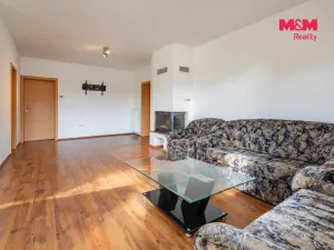 Prodej rodinného domu, Dynín, 330 m2