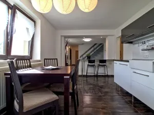 Prodej rodinného domu, Pesvice, 200 m2