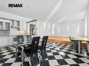 Prodej bytu 2+kk, Plzeň, Karlova, 86 m2