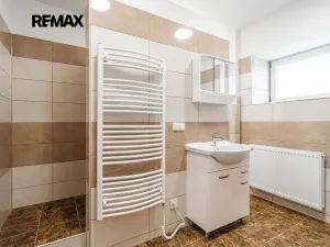 Pronájem rodinného domu, Horní Lukavice, 173 m2