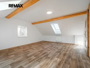 Pronájem rodinného domu, Horní Lukavice, 173 m2