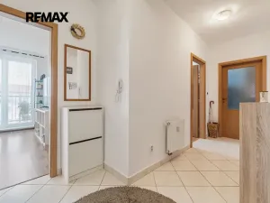 Prodej bytu 3+kk, Praha - Újezd nad Lesy, Žárovická, 89 m2