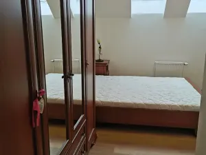 Pronájem bytu 3+kk, Praha - Třeboradice, U Slaviborského dvora, 100 m2