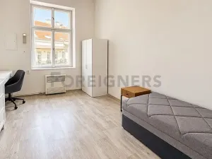 Pronájem bytu 3+1, Praha, Nuselská, 80 m2