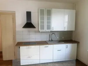 Pronájem rodinného domu, Praha - Libuš, 210 m2
