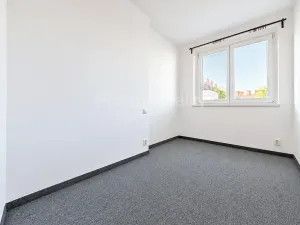 Pronájem bytu 2+kk, Praha - Nusle, Zdaru, 38 m2