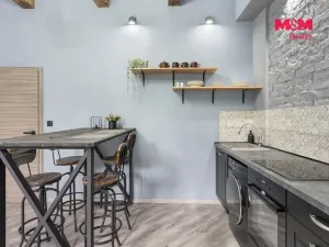 Pronájem bytu 1+1, Karlovy Vary, Foersterova, 46 m2