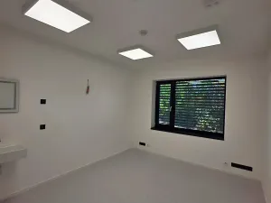 Pronájem komerční nemovitosti, Úhonice, Na Vlečce, 56 m2