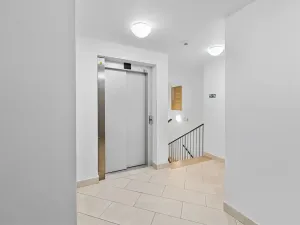 Prodej bytu 2+kk, Praha - Letňany, Hlučkova, 80 m2