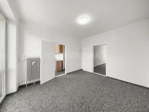 Prodej bytu 2+1, Plzeň, Blatenská, 55 m2