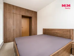Prodej bytu 2+kk, Praha - Kyje, Sicherova, 64 m2