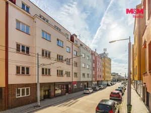 Pronájem bytu 1+1, Pardubice - Zelené Předměstí, Sladkovského, 46 m2