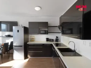 Prodej bytu 3+kk, Králův Dvůr, Popelky Biliánové, 56 m2