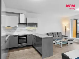 Prodej bytu 3+kk, Kladno, Benediktínská, 77 m2