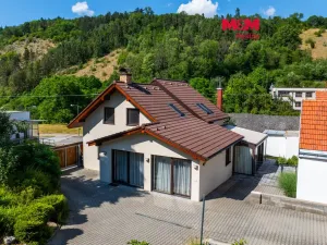 Prodej rodinného domu, Blansko - Lažánky, 275 m2