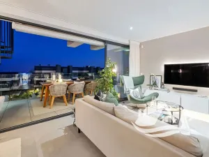 Prodej bytu 4+kk, Estepona, Španělsko, 106 m2