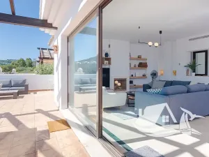 Prodej bytu 4+kk, Casares, Španělsko, 100 m2