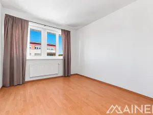 Pronájem bytu 3+kk, Plzeň, Znojemská, 86 m2