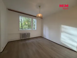 Pronájem bytu 1+1, Chomutov, Kyjická, 36 m2