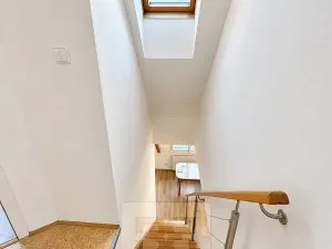 Pronájem bytu 4+kk, Praha - Vokovice, 99 m2