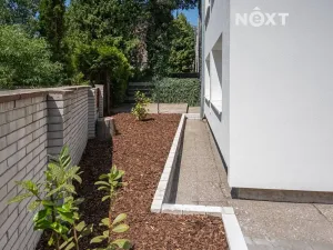 Prodej bytu 2+kk, Praha - Kyje, Vajgarská, 27 m2