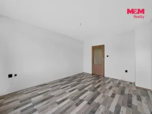 Prodej bytu 4+1, Černovice, U Mateřské školy, 82 m2