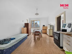 Prodej rodinného domu, Černovice, Mariánské náměstí, 237 m2