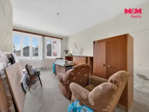 Prodej rodinného domu, Černovice, Mariánské náměstí, 237 m2