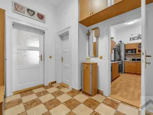 Prodej bytu 3+1, Hradec Králové, Střelecká, 94 m2