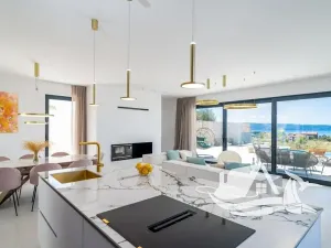 Prodej vily, Podstrana, Chorvatsko, 285 m2