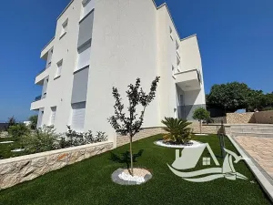 Prodej bytu 3+kk, Novalja, Chorvatsko, 82 m2